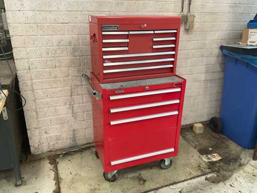 Kennedy Werkzeugwagen mit Inhalt