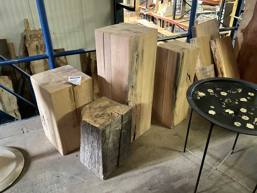 Oak wood pedestals