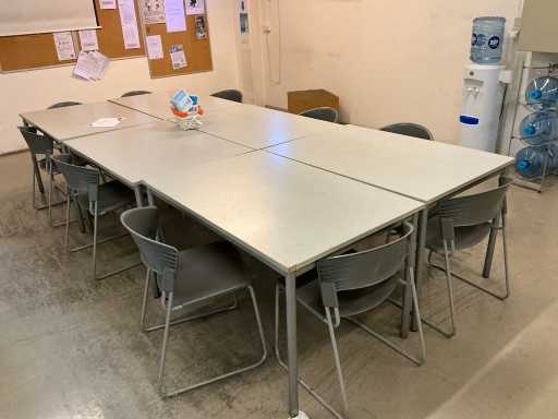 Contenu du réfectoire