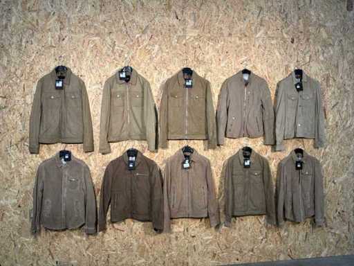 Jachete din piele Goosecraft (10x)