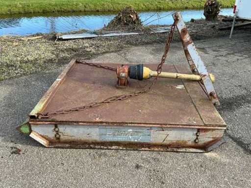 Comer 801 - LF-135A - Weidebloter