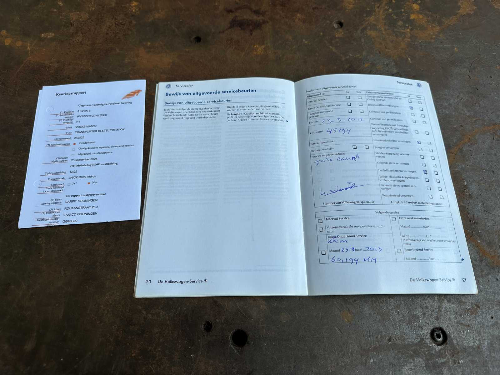 Volkswagen Transporter 2.5 TDI 340 4M MHD 131PK 2007, 81-VGK-3