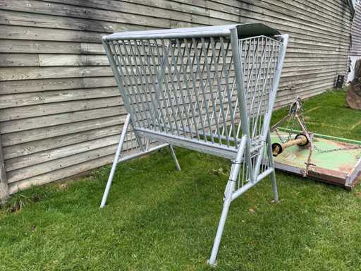 Seegers Freestanding hay rack / feed fence