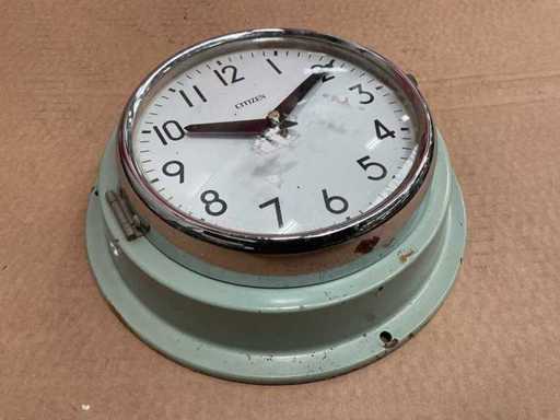 Zegar Citizen Vintage w navy.