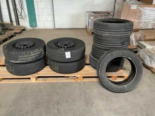 Bridgestone Duravis Nutzfahrzeugreifen auf Felge (4x)