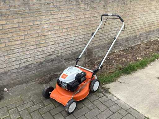 Tondeuse à gazon Stihl rm248 2020