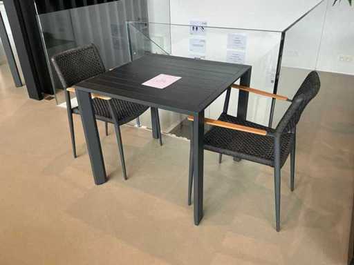 Diphano Terrassentisch mit Stühlen
