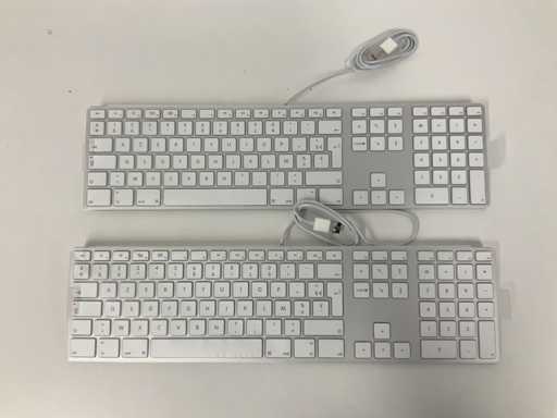 Apple - Przewodowa klawiatura USB Magic AZERTY z klawiatur? numeryczn? (2x)