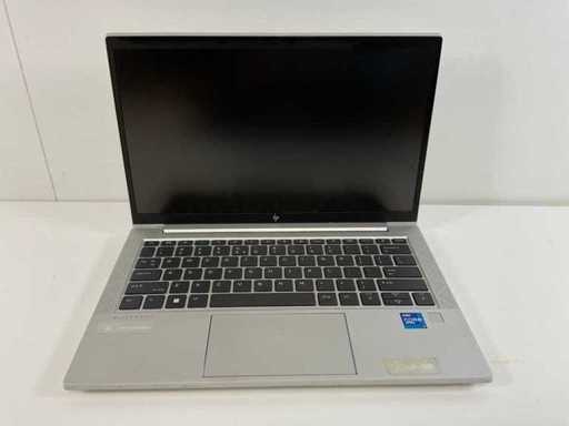 HP EliteBook 830 G8 13.3", Core(TM) i7 11ª generazione, 16 GB di RAM, 512 GB NVMe Laptop