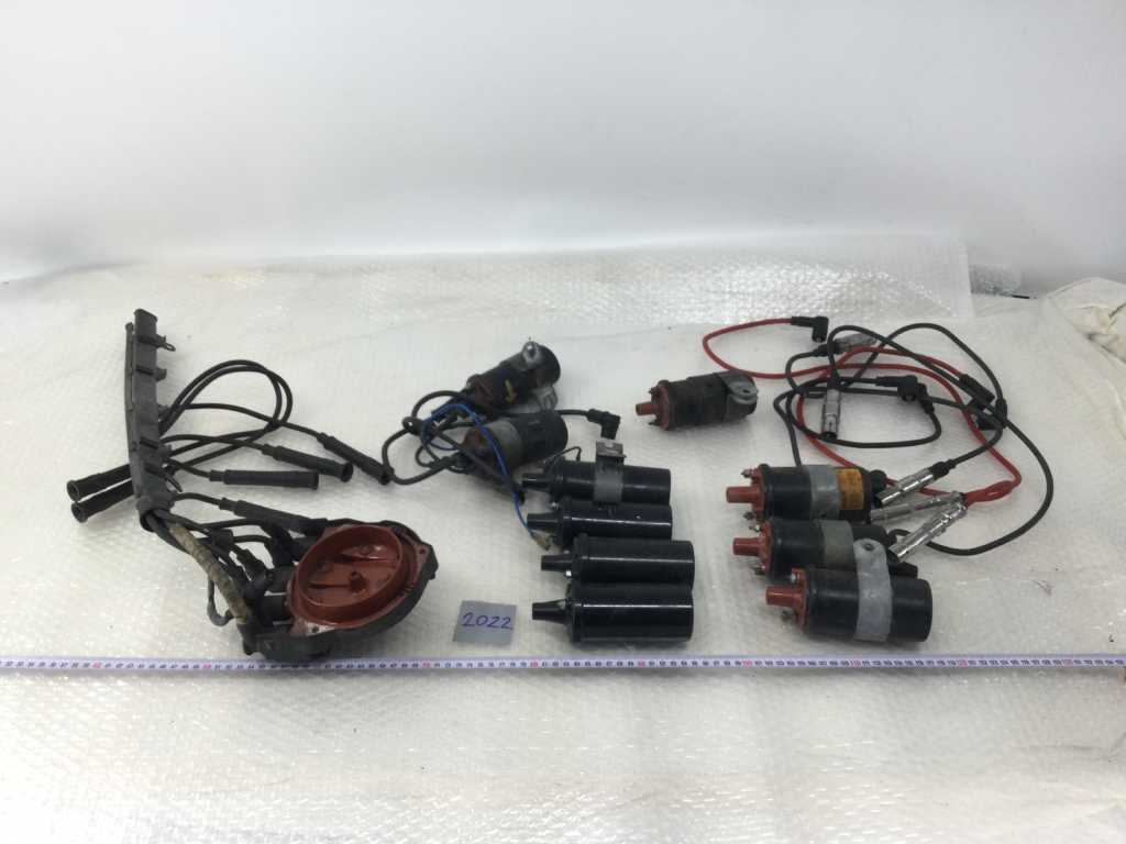 Bosch - 1235522366 - Porsche 944 Ignition Cap and Ignition Coils Lot - Various car parts (11x)