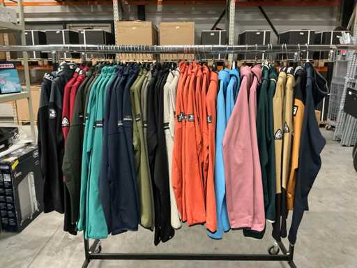 Partia różnych męskich kurtek Rehall (44x)