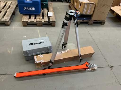 Nedo Tubus 2 laser set including tripod & telescope plate, unused