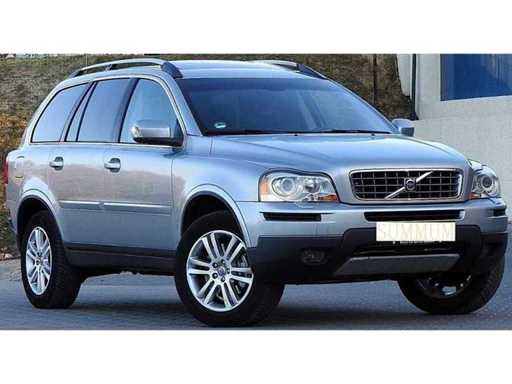 Volvo - XC90 2.4 D5 AWD - Coche