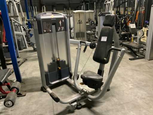 precor discovery chest press Krachtstation