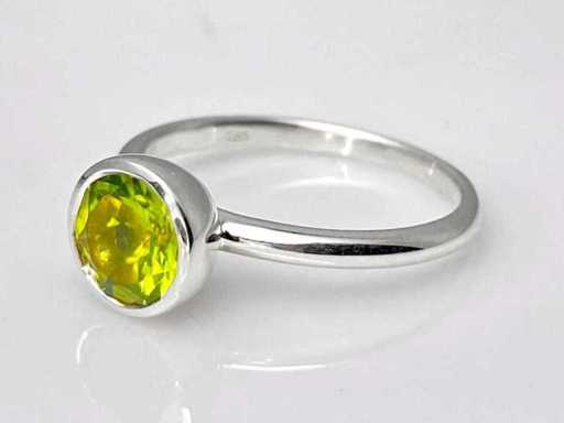 14 KT White gold Ring With 1.42 Peridot