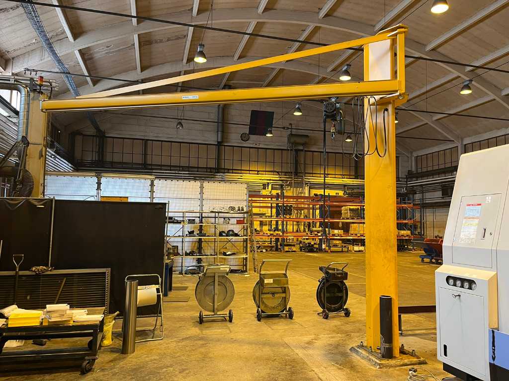 DEMAG  Slewing jib crane