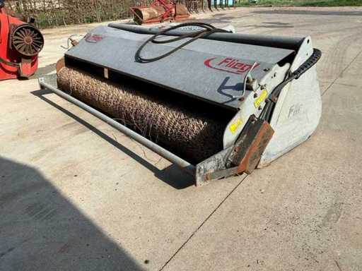 Fliegl Borstelmachine