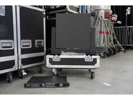 SET 30X EVP762MH INCL FLIGHTCASES + PROSSESOR IMAGE VSC