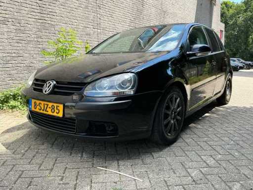 2004 Volkswagen Golf 1.6 FSI Trendline Passenger Car