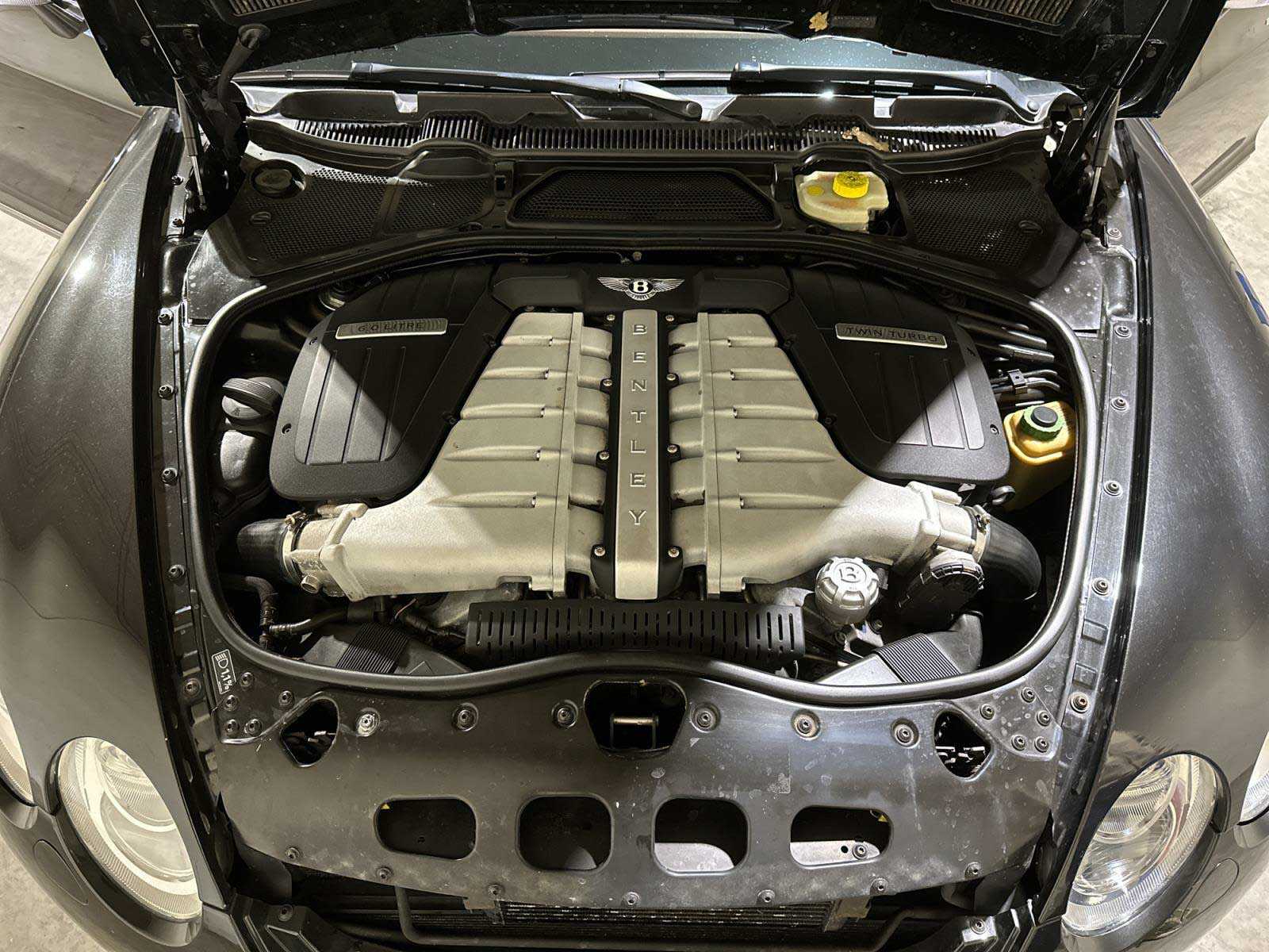 Bentley Continental GT 6.0 W12 560pk 2006, P-579-KS