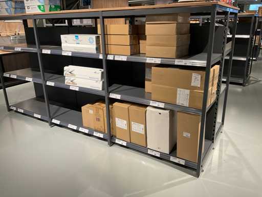 Batch of self-adhesive foil and aluminum foil