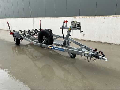Pega Multiliner Boottrailer