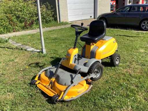 Stiga villa silent Ride-on mower