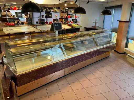 Vetrina refrigerata King Bonbon del 1996 + mobili per la presentazione