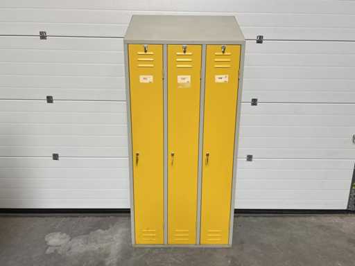 Metalen 3-Deurs Lockerkast (2x)