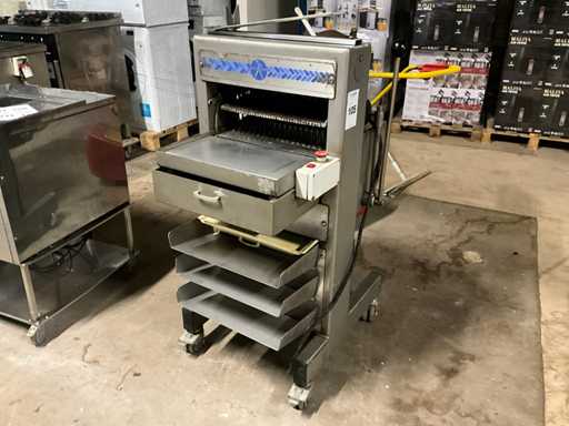 Daub 12754 Bread Slicer