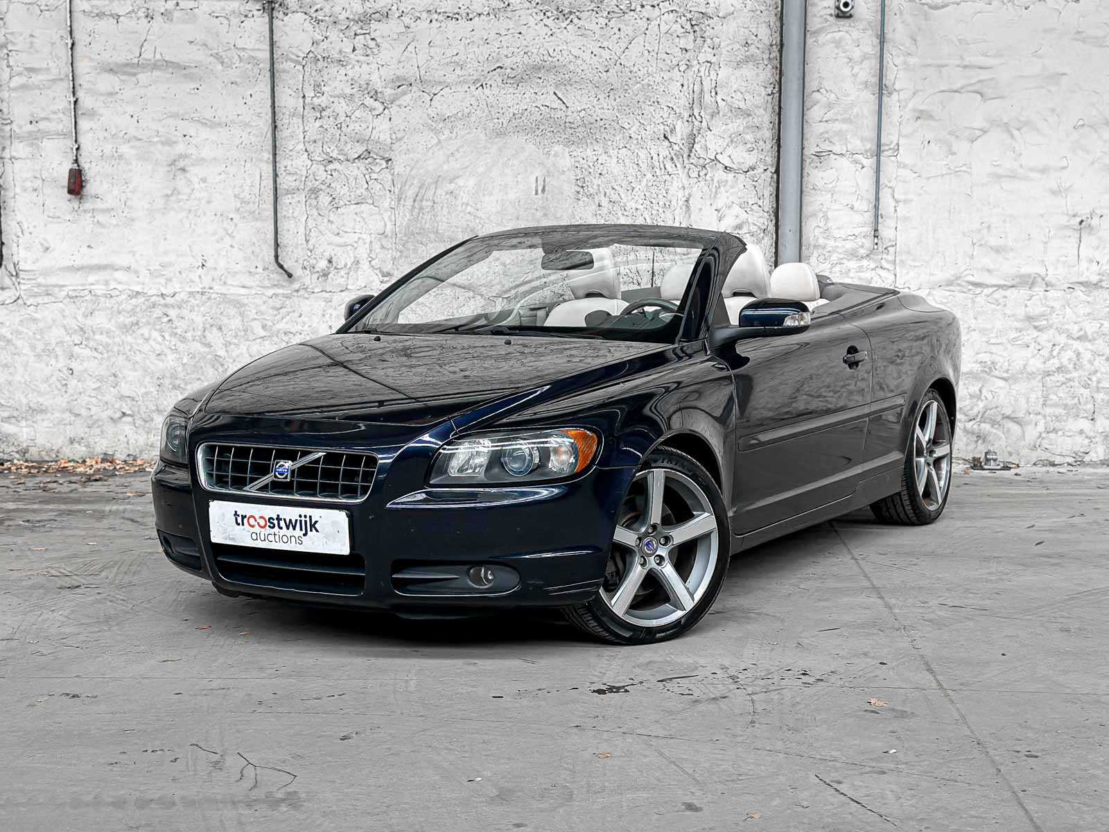 Volvo C70 Convertible 2.4 D5 Momentum 177hp 2007, 05-XL-LL