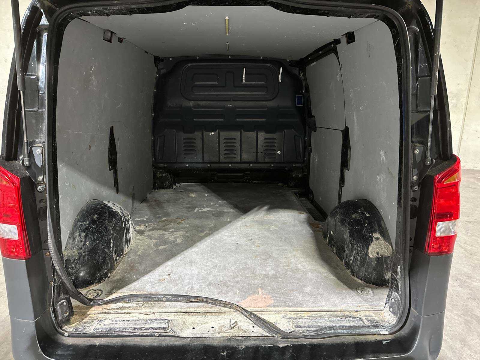 Mercedes-Benz Vito 111 CDI Lang 114pk 2017 Bedrijfswagen, VNZ-43-H