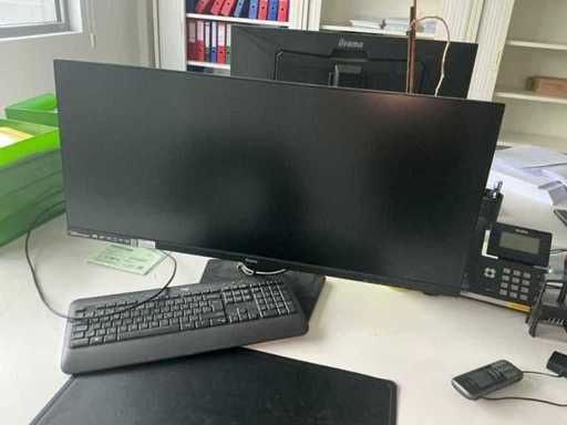 Monitor Iiyama, including keyboard (2x)