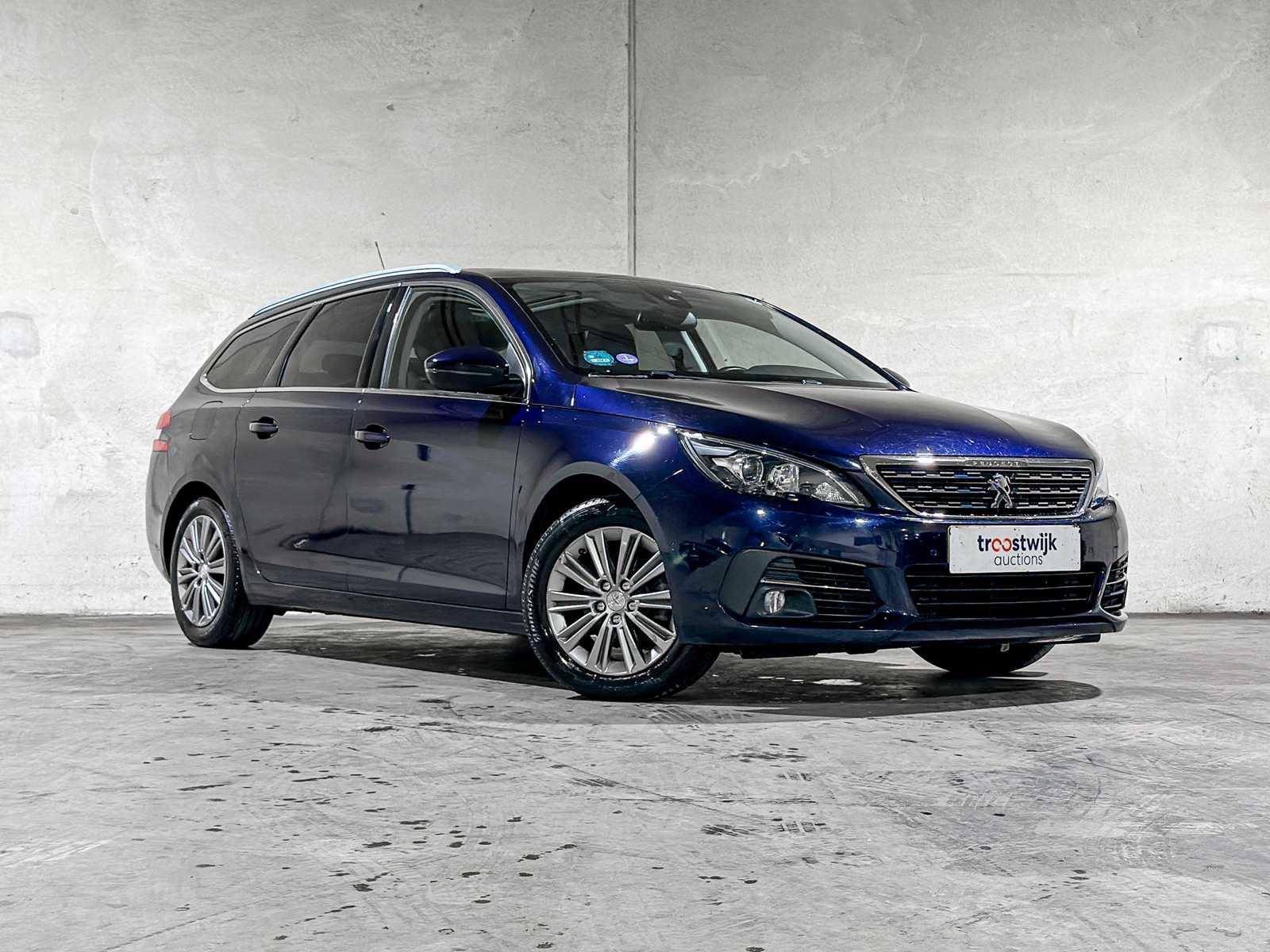 Peugeot 308 SW 1.2 PureTech Blue Lease Premium 131hp 2020, J-238-FL