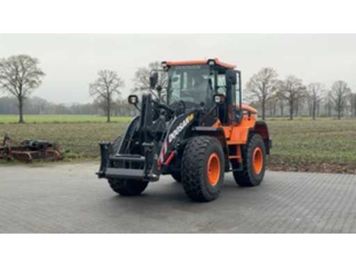 d001e94a-1481-4f53-8855-ec8e79b991e0.mp4