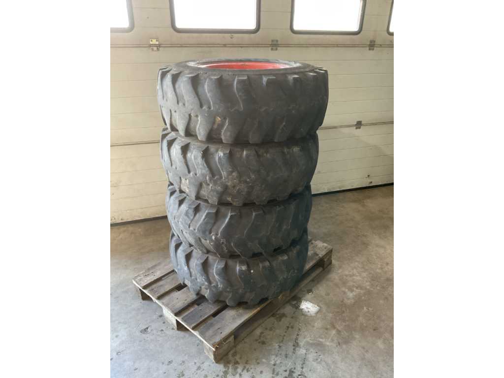 Kramer allrad Tires with rims (4x)