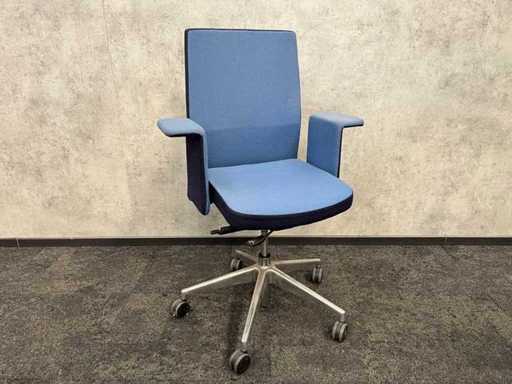 Ergonomischer Bürostuhl – Blau