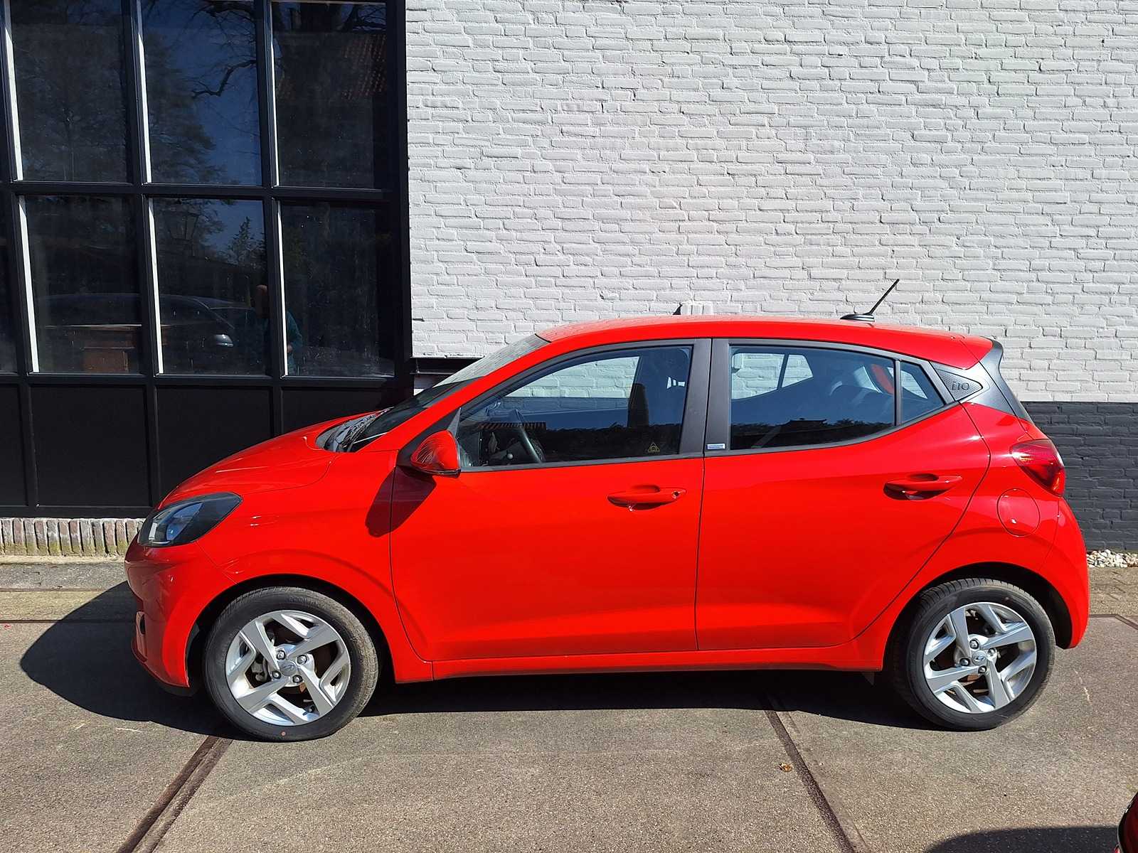 Hyundai I10 red German papers 2020