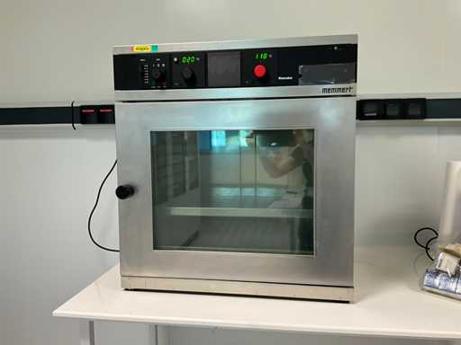 MEMMERT UE500 Oven Oven