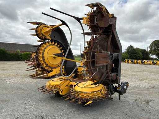 2017 Kemper - New Holland 750BFIU Corn coupe for forage harvester