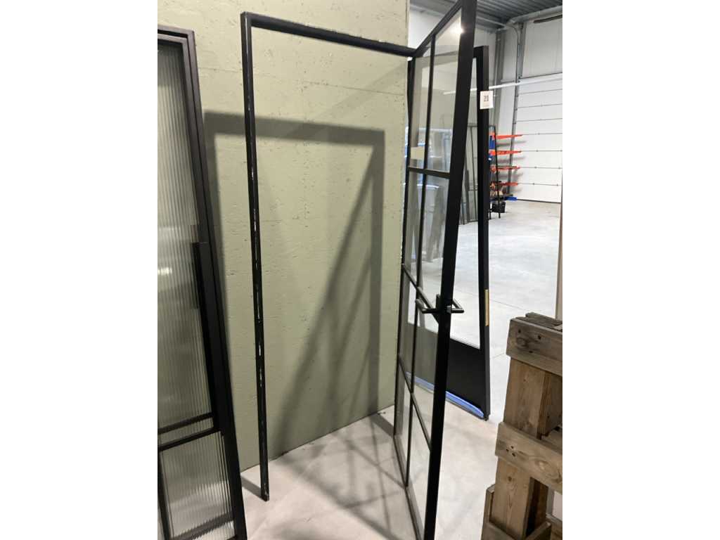 Steel door 880 x 2040 mm.