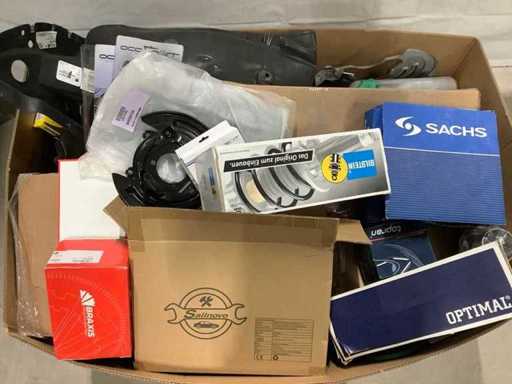 Piese auto pentru palete