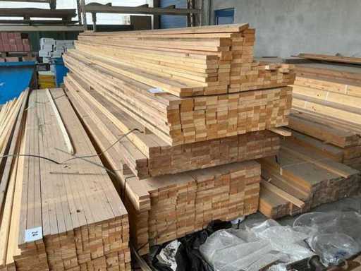 Dennenhouten latten/planken (580x)