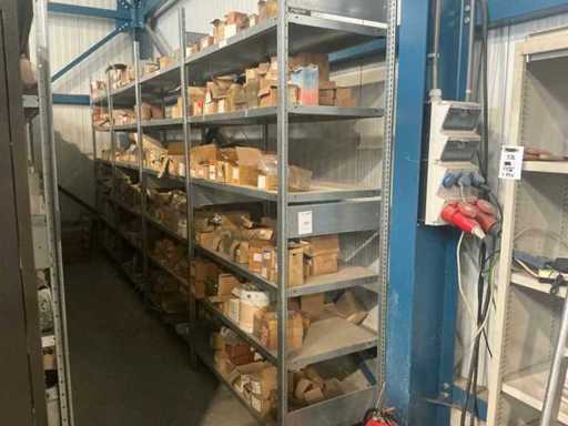 Chargenmontage-Hardware