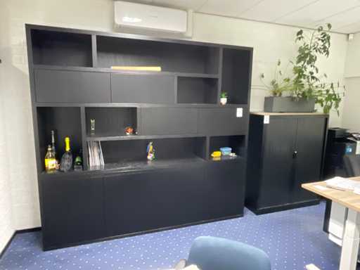 Kantoorkast met inhoud (2x)