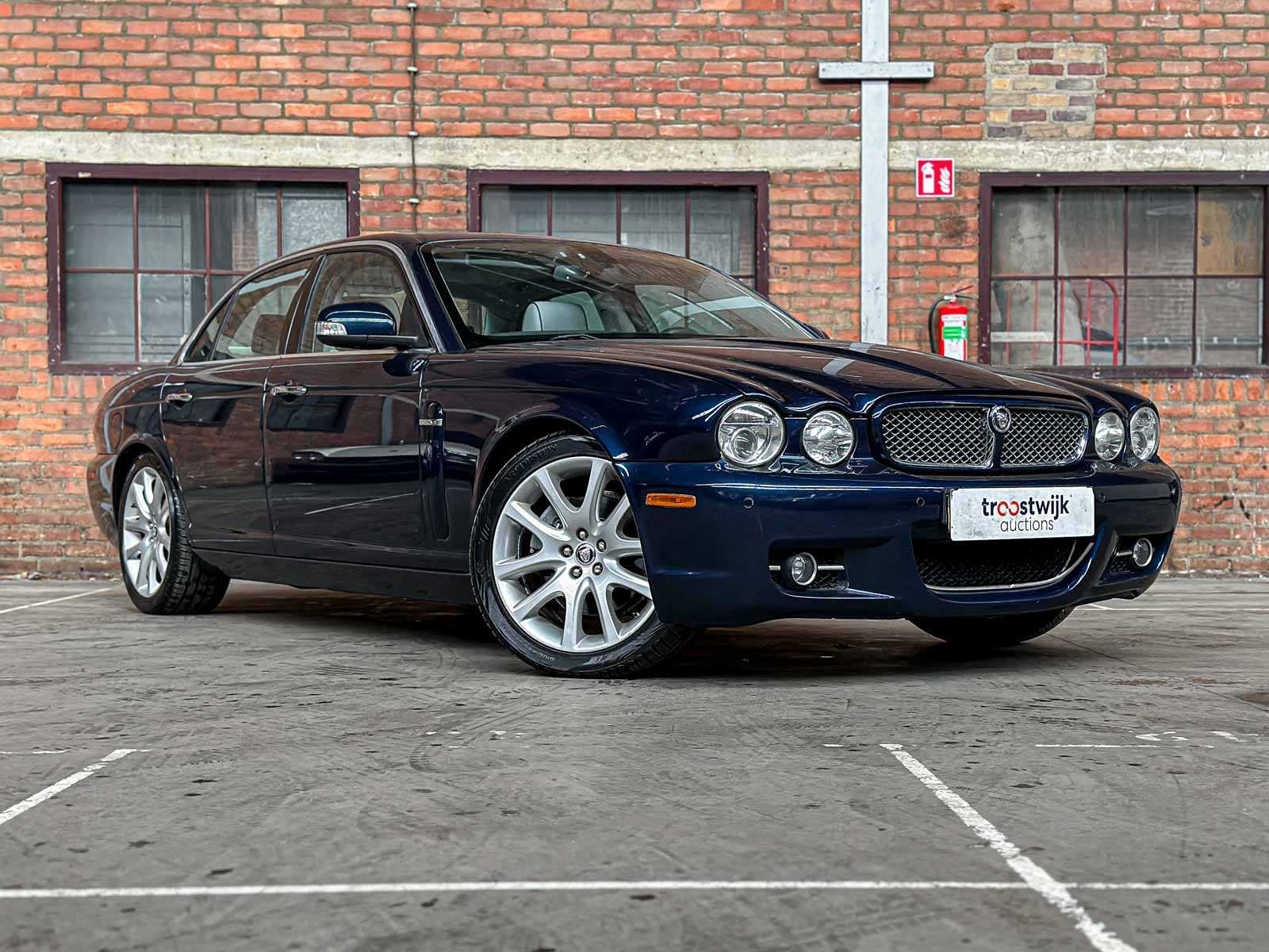 Jaguar XJ 4.2 V8 298pk 2008, T-386-DT Youngtimer