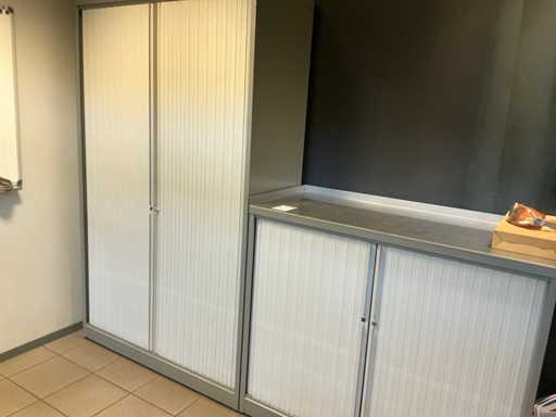 Diverse rolluikkasten (2x)