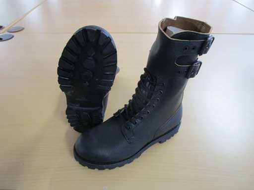 Franz. Ranger Stiefel, Leder, neuwertig, Gr. 41 (R15) (5x)