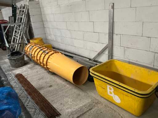 Divers aannemersmateriaal