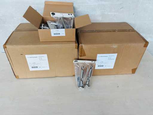 INSPIRE (x96) – Satz aus 2 verchromten Messinghalterungen für die Vorhangstange